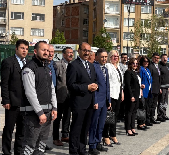 Sgk Haftası Kapsamında Atatürk Anıtı’na Çelenk Sunuldu33