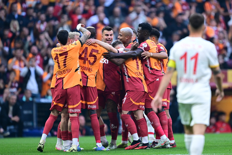 Süper Ligin Şampiyonu Galatasaray (3)