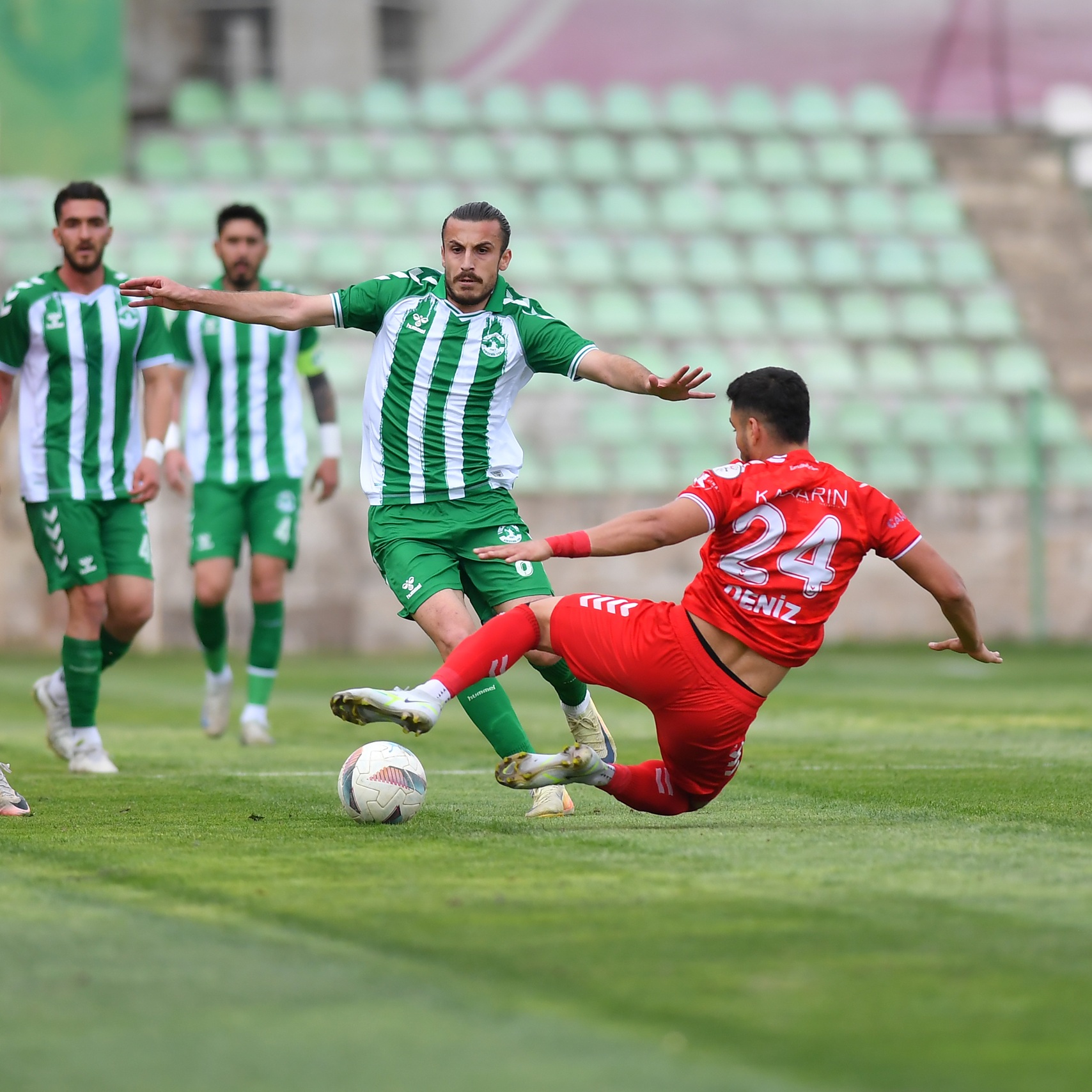Tff 3.Li̇ge Yaş Siniri Geldi̇! (2)