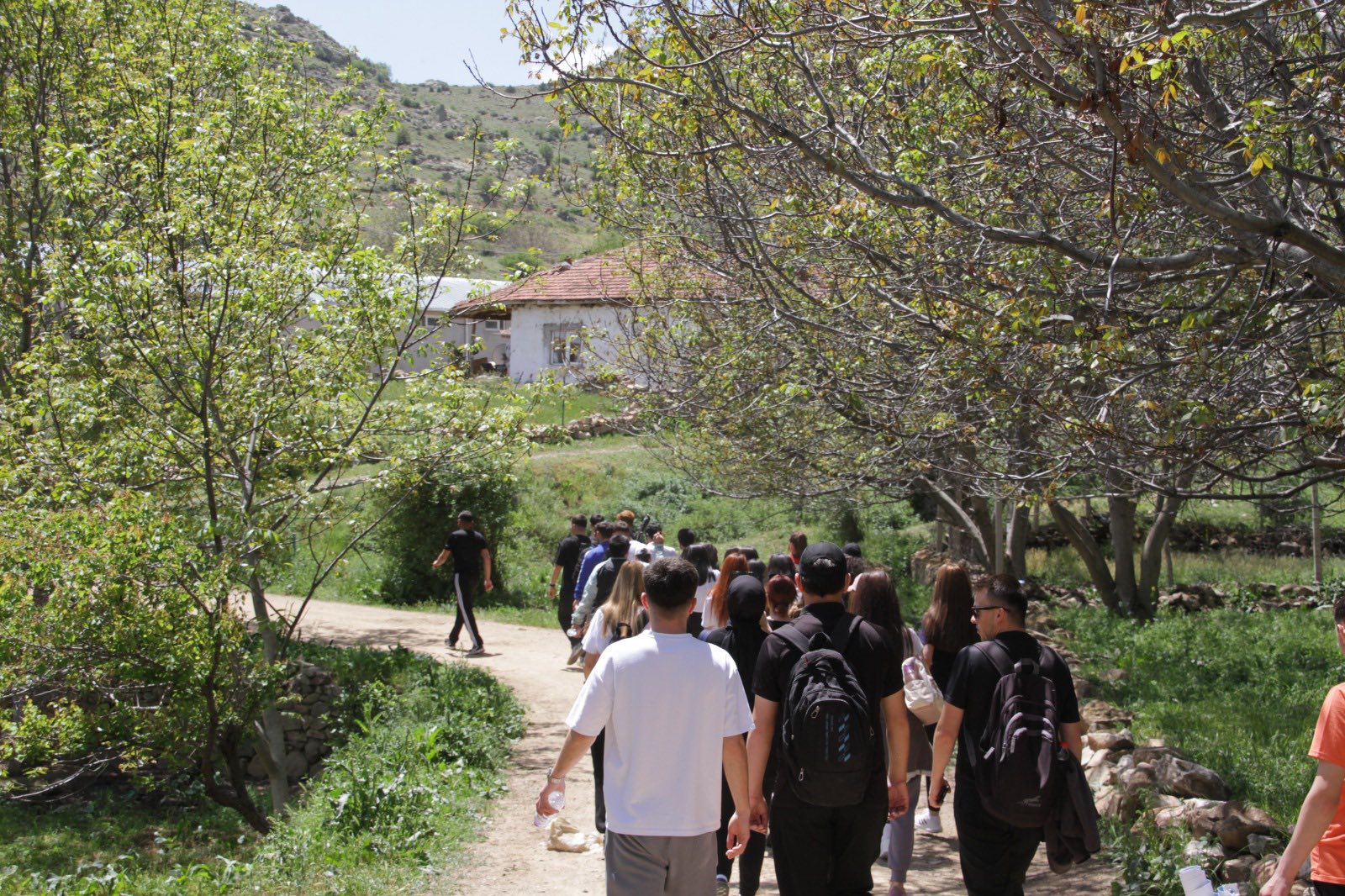 Ülkü Ocakları Kırşehir’den Doğa Yürüyüşü (4)