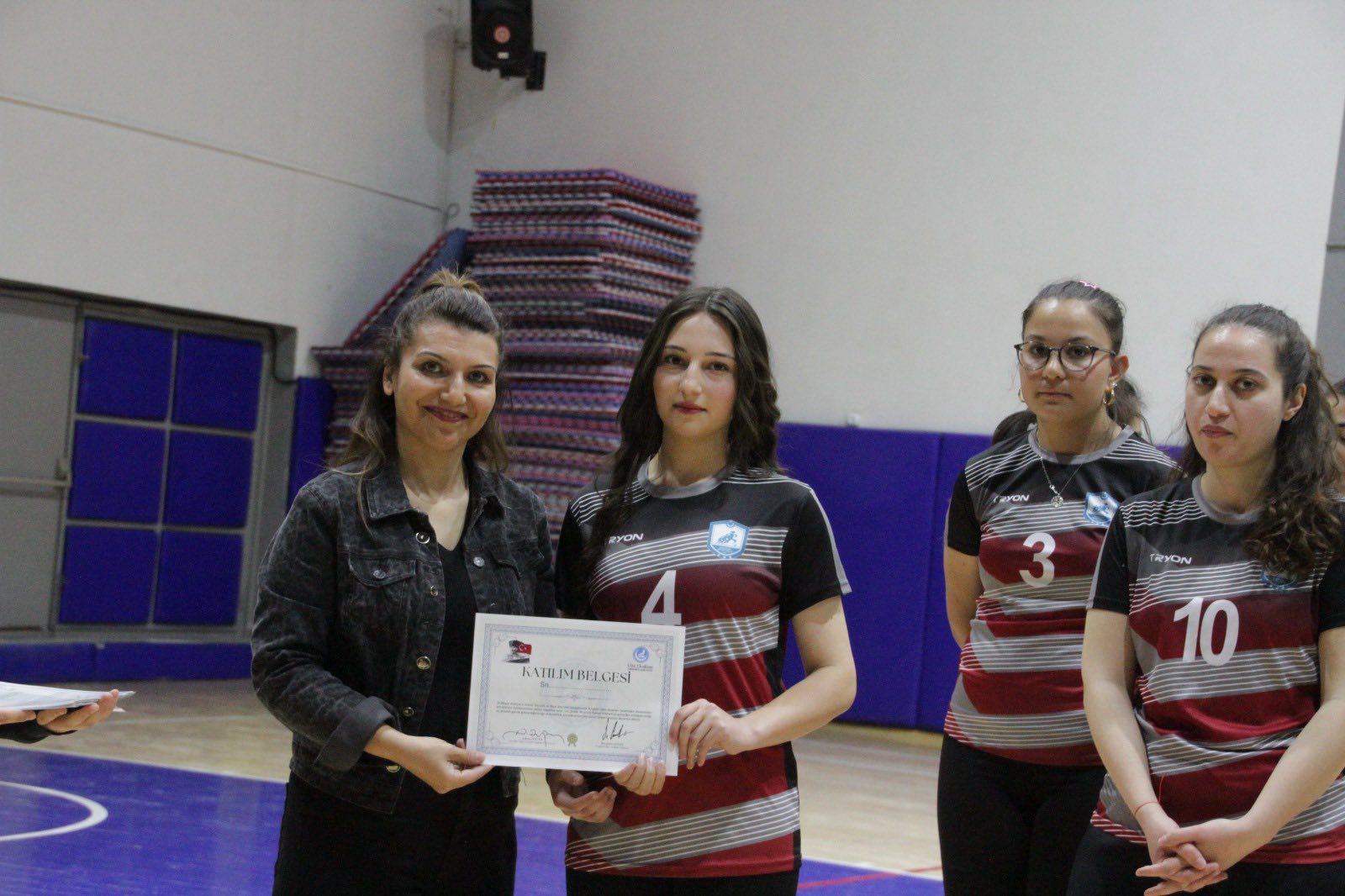 Ülkü Ocaklarından Voleybol Turnuvası (1)