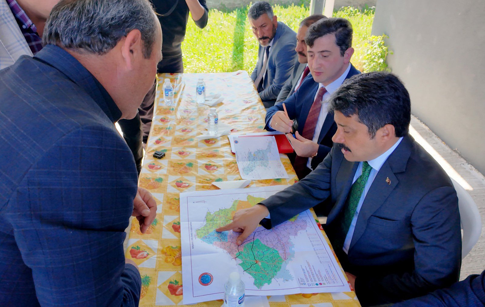 Vali Demiryürek, Köylülerin Sorunlarını Yerinde Dinledi3