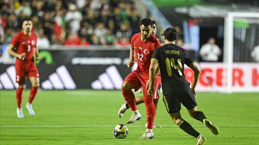 A Mi̇lli̇ Futbol Takimi, Hazirlik Maçinda Meksi̇ka'ya 1 Mağlup Oldu (3)