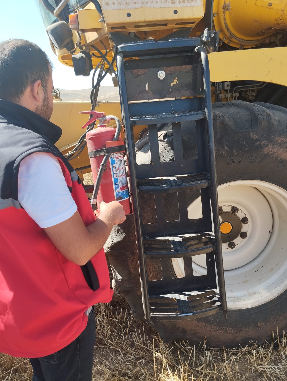 Akpınar’da Tarımsal Gelişim Ve Hasat Denetimleri Sürüyor3