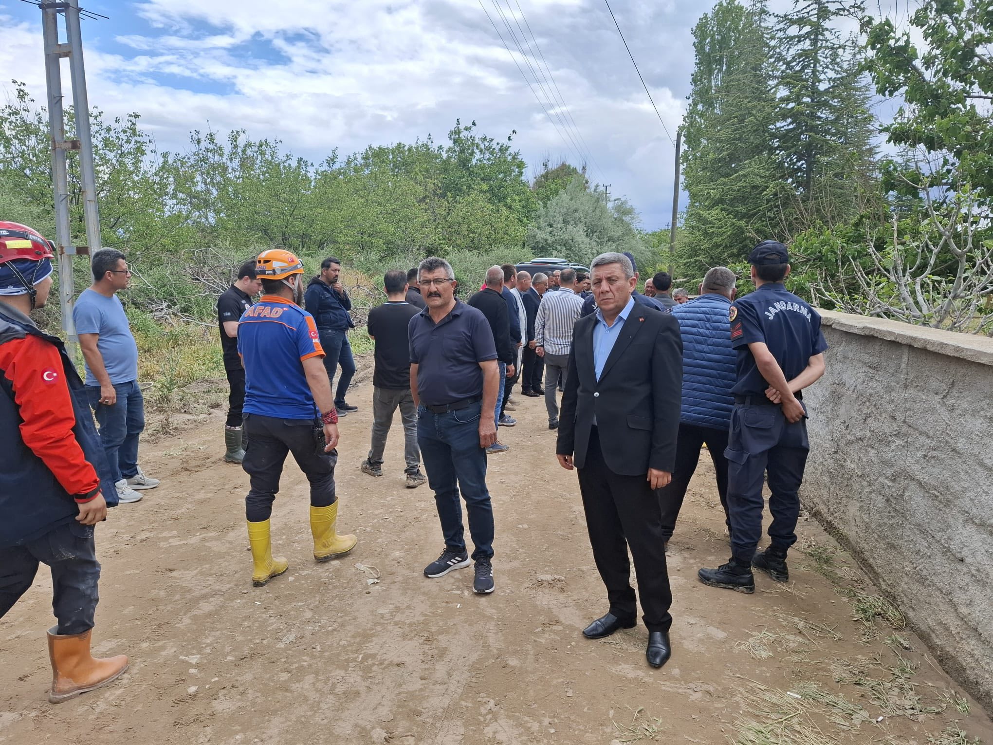 Başkan Toprak, Sel Mağduru Çiftçiye Destek Ziyaretinde Bulundu2