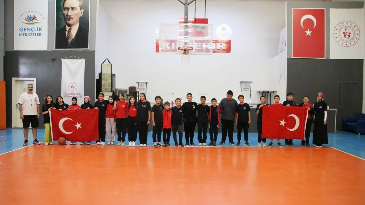 Gençlik Merkezi’nin Projeleri Devam Ediyor (1)