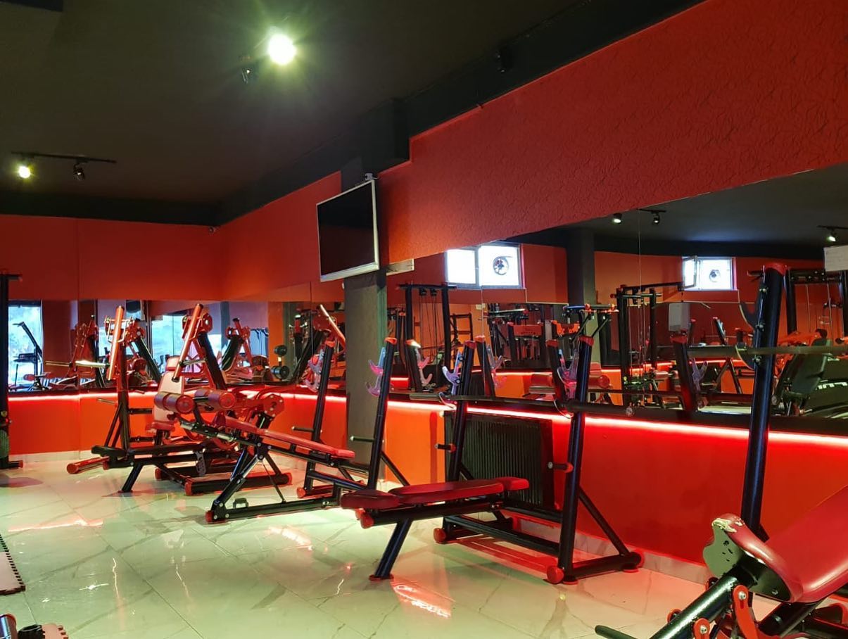 Kırşehirli Vatandaşlar, Sağlıklı Yaşam Için Spor Salonlarına Akın Ediyor (3)