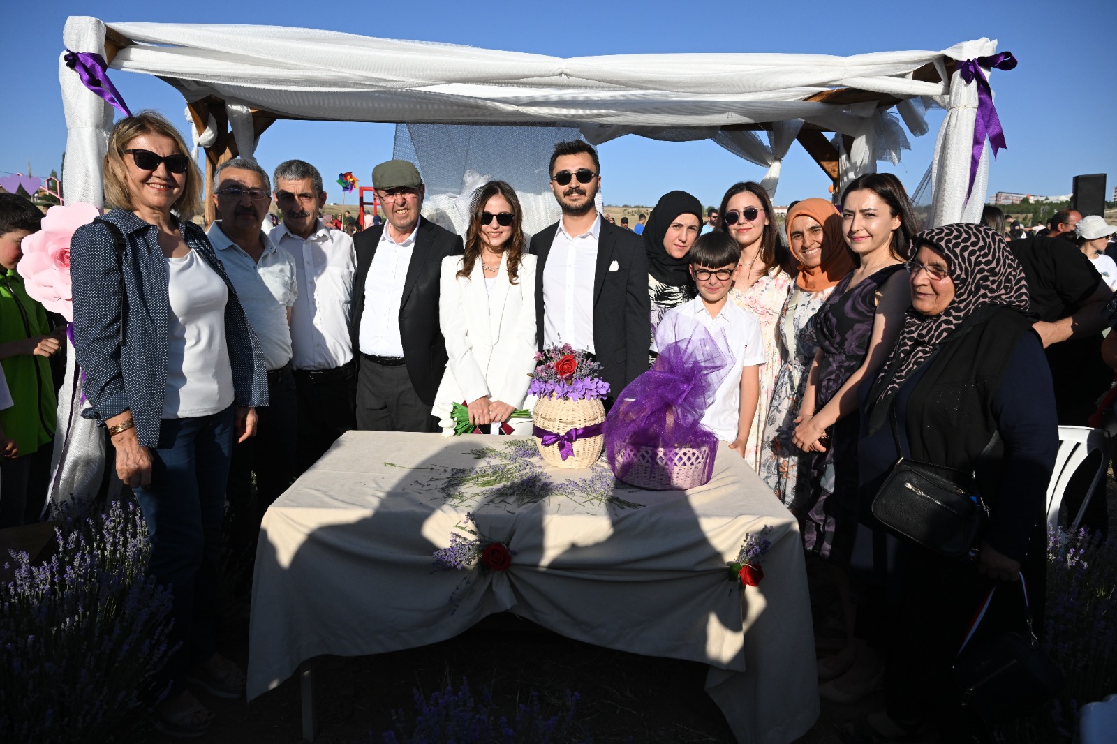 Lavanta Kokuları Eşliğinde “Evet” Dediler
