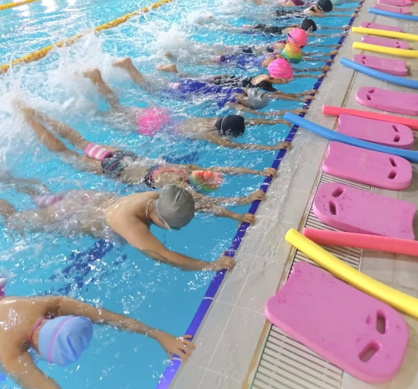 Mucurlu Gençler, Yüzme Sporunda Bir Araya Geliyor (2)