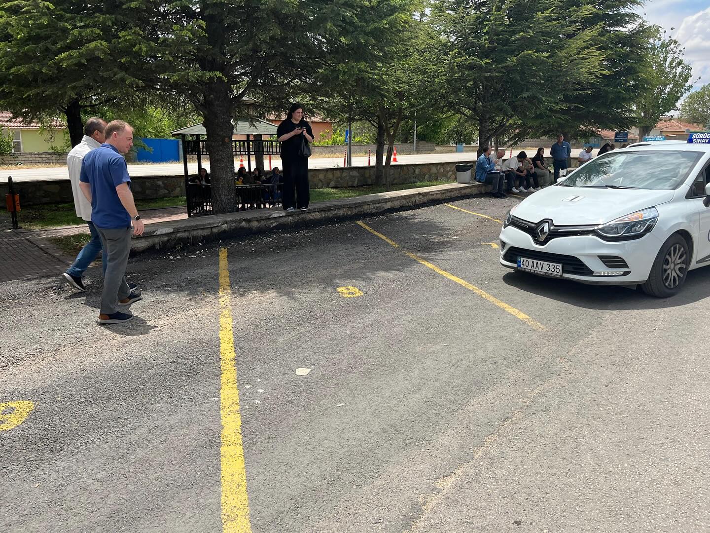Müdür Gülşen, Sürücü Adaylarına Destek Ziyaretinde Bulundu2