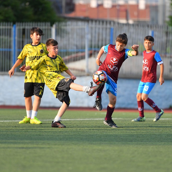 Yabanlıspor, Skoru Koruyamadı 2 2 (2)