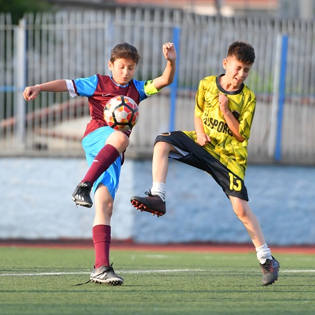 Yabanlıspor, Skoru Koruyamadı 2 2 (4)