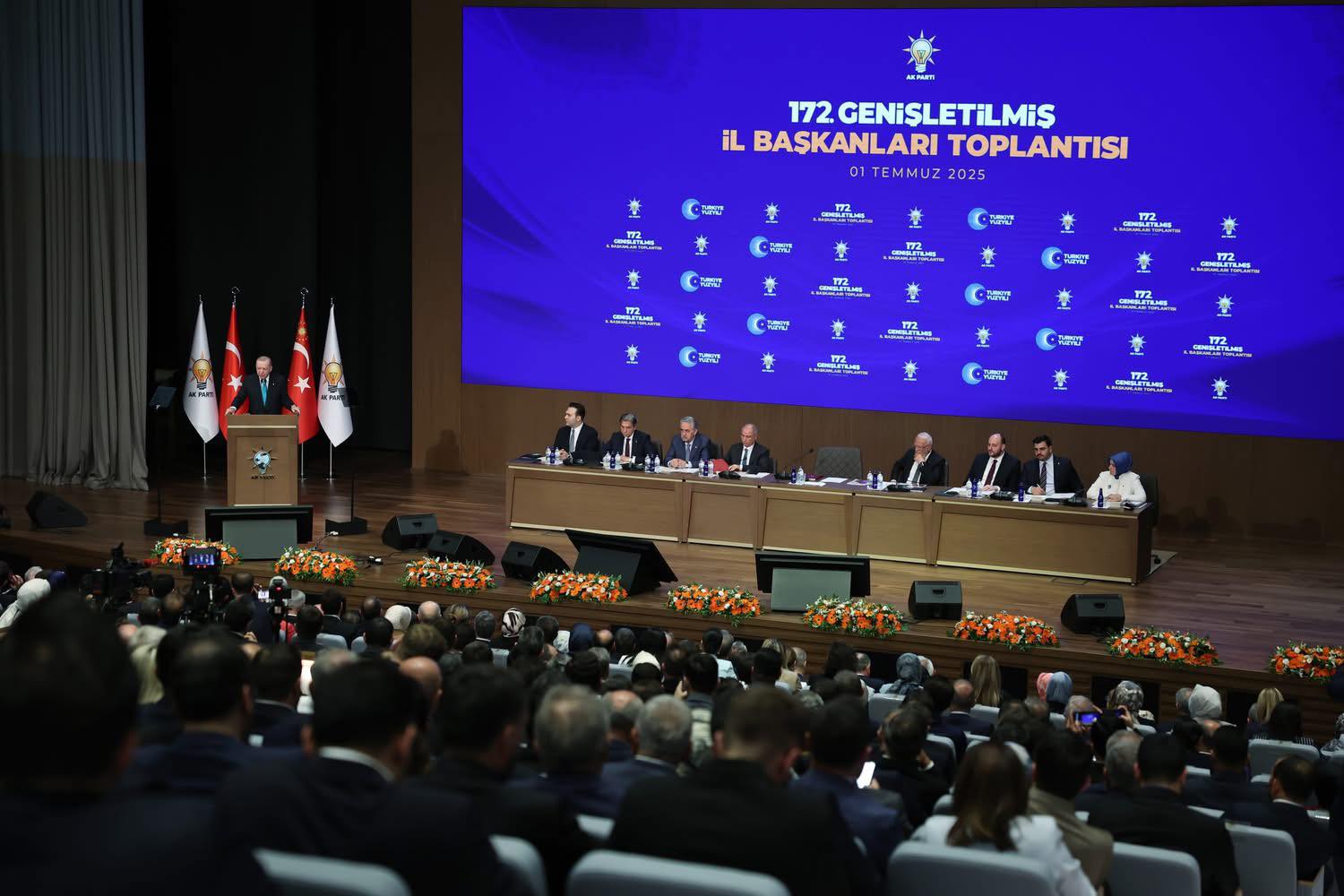 Ak Parti Kırşehir Heyeti Genişletilmiş İl Başkanları Toplantısı’na Katıldı3