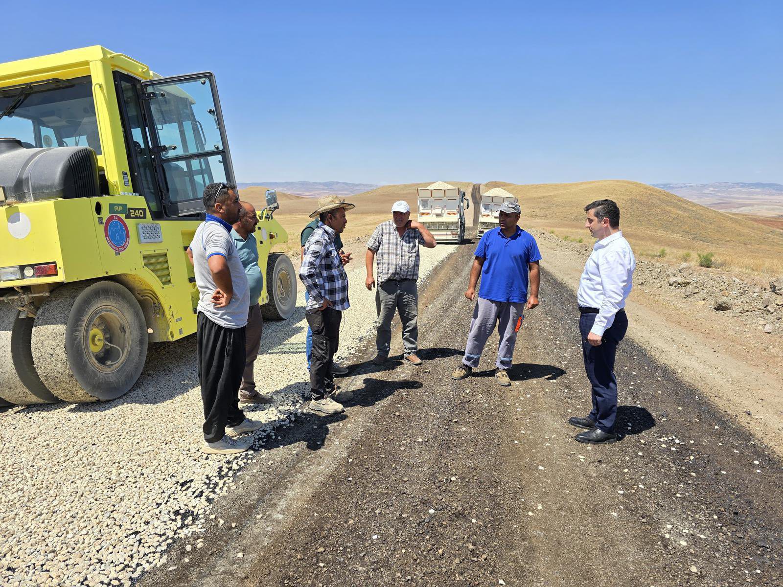 Çiçekdağı’nda Yol Çalışmalarına Sıkı Takip1