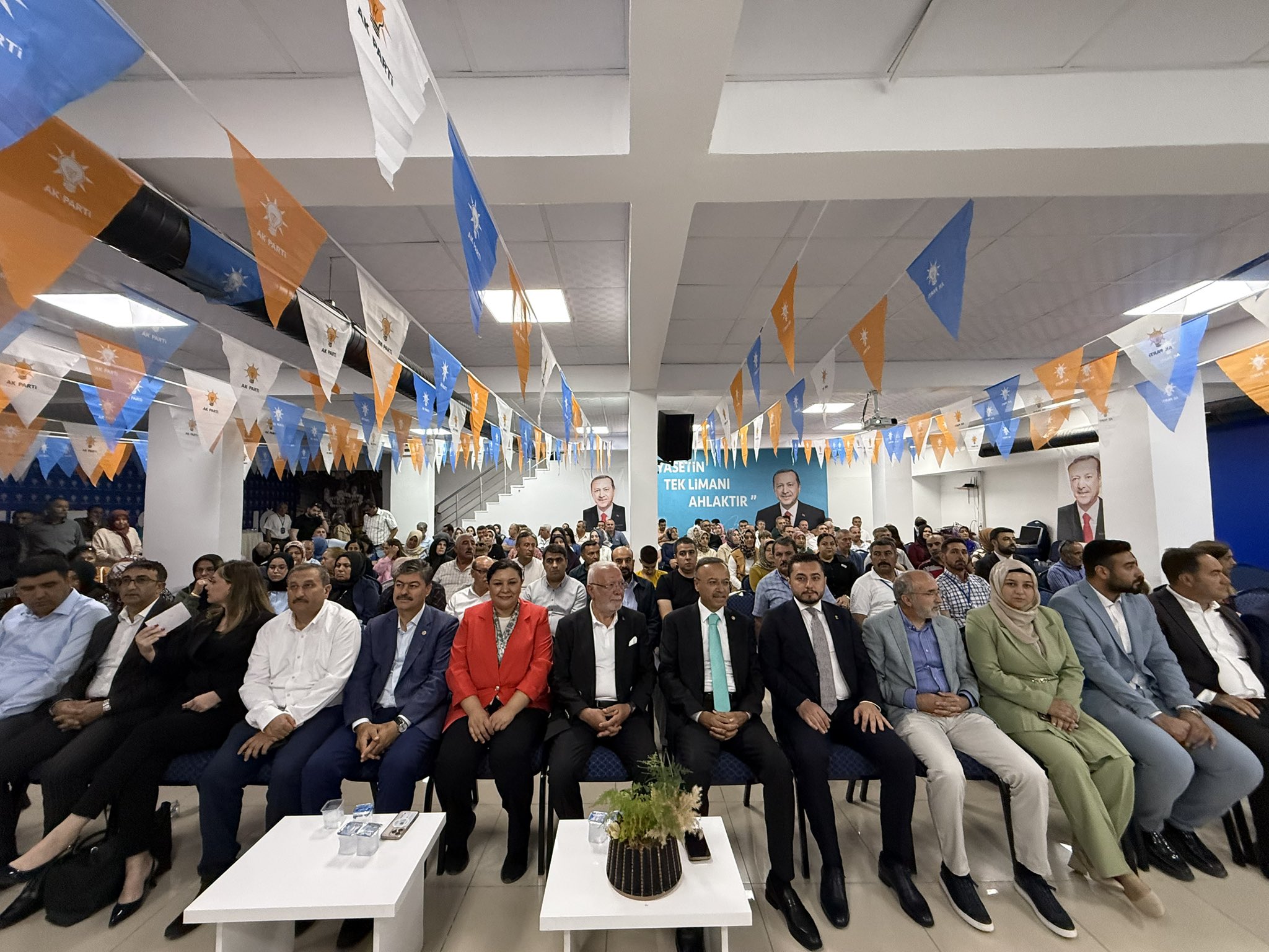 Kırşehir’de Teşkilat Akademisi Gerçekleştirildi