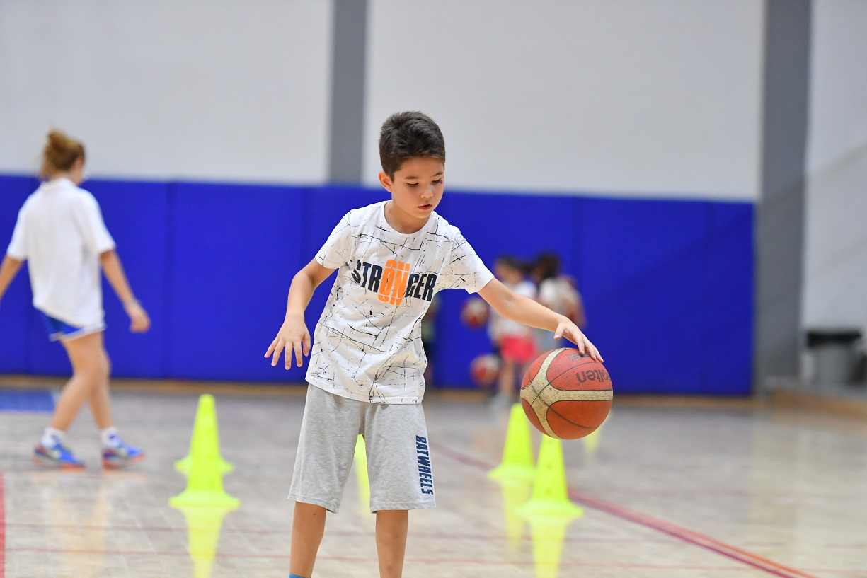 Kırşehirli Gençler Basketbol Öğreniyor (4)