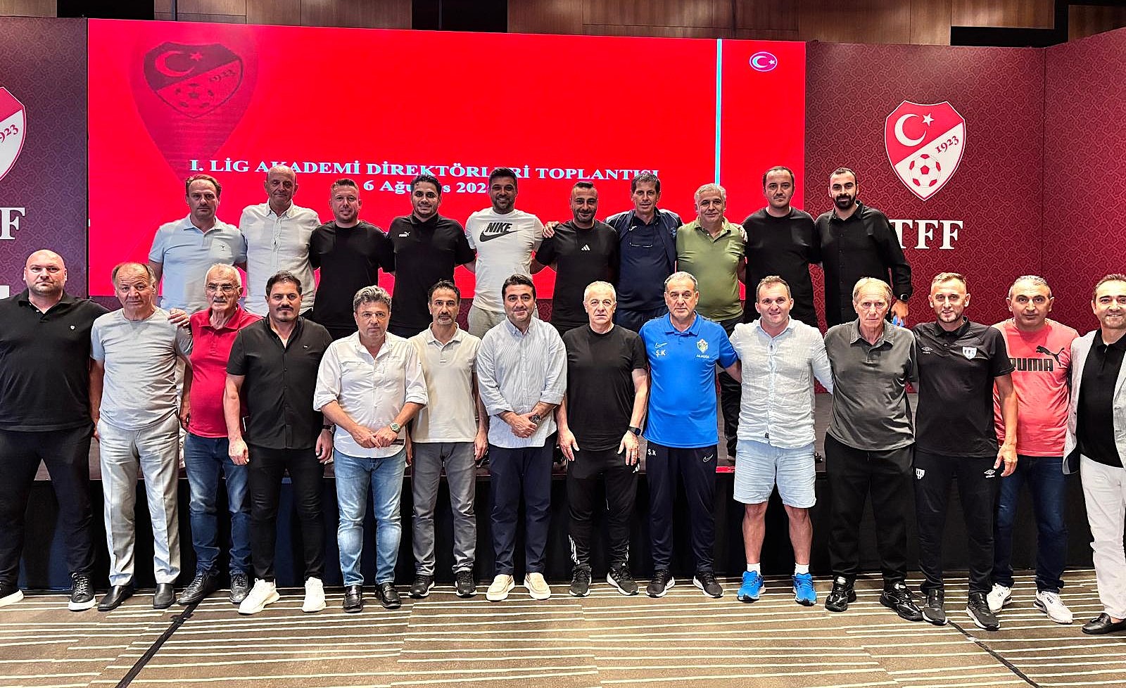 Akademi 1. Lig Direktörleri Toplantısı Riva'da Yapıldı (1)