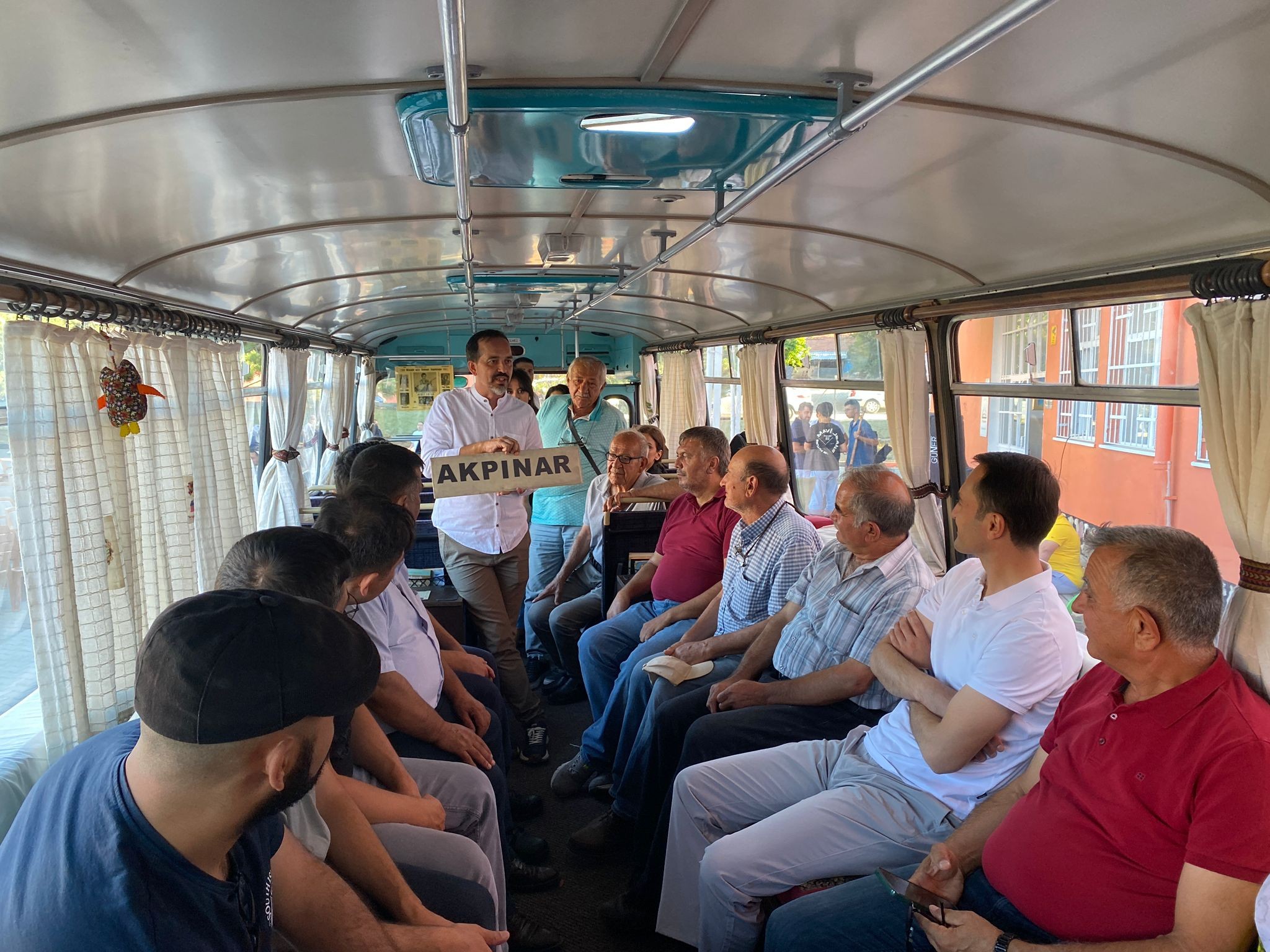 Allı Turnam Kültür Otobüsü Akpınar’da Türkülerle Buluştu1-1