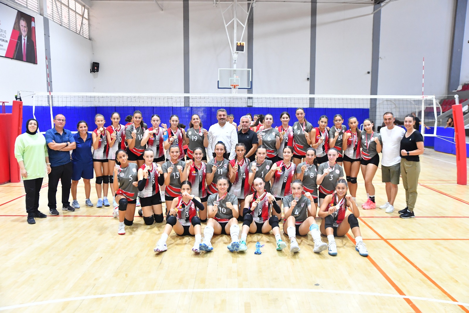 Anali̇g Voleybol 2.Etap Maçları Tamamlandı (2)