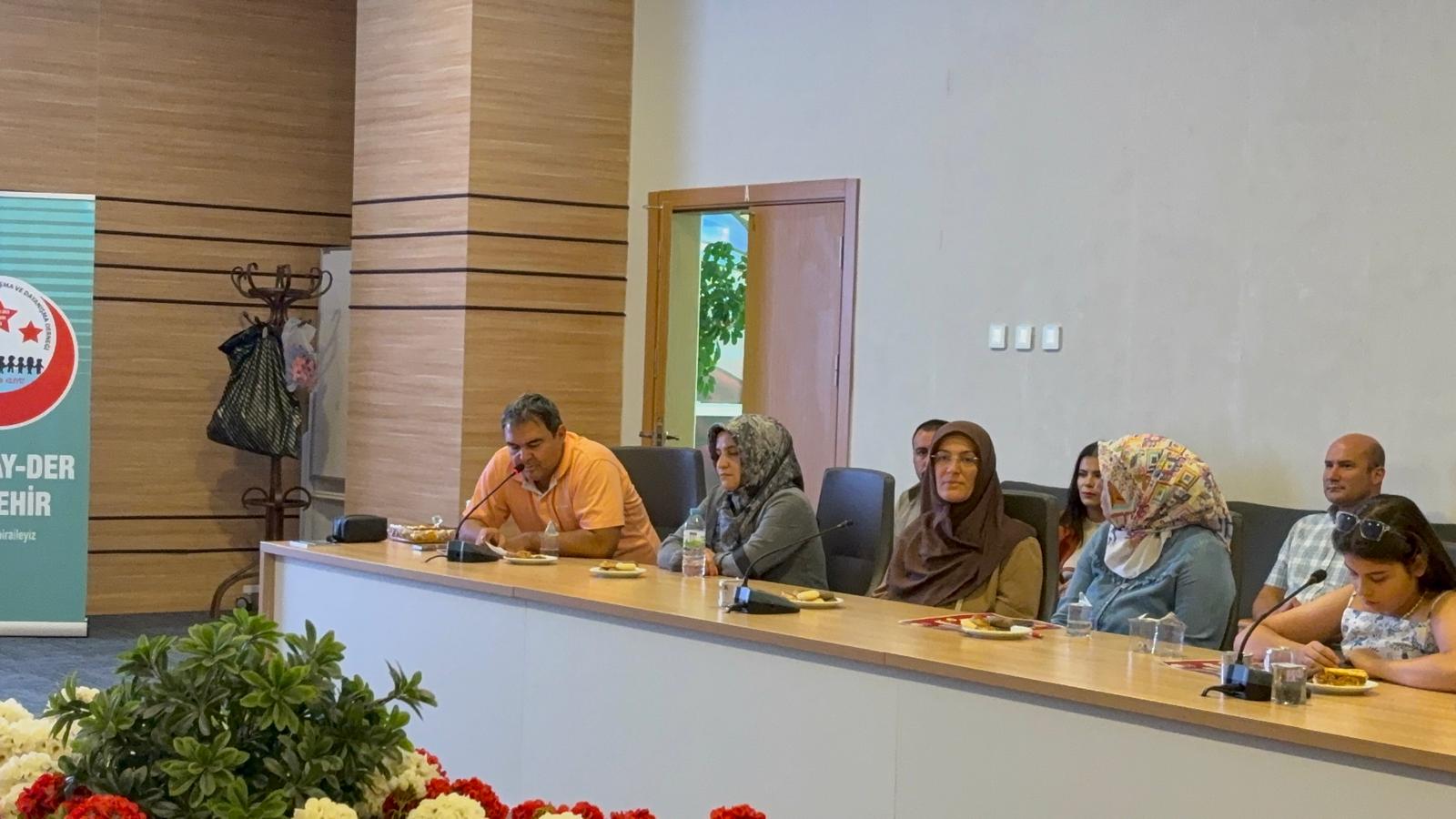 “Benim Büyük Ailem” Projesi Kırşehir’de Tanıtıldı3