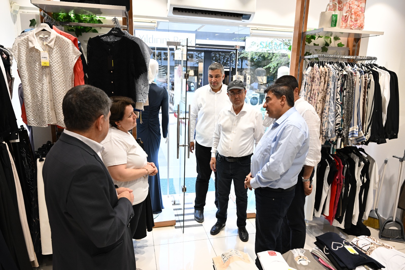 Chp’li Milletvekilleri Kırşehir’de Halkın Nabzını Tuttu.jpeg2