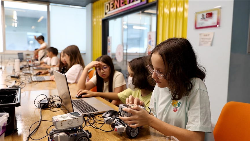 Deneyap Atölyeleri Geleceğin Yazılım Mühendislerini Yetiştiriyor (1)