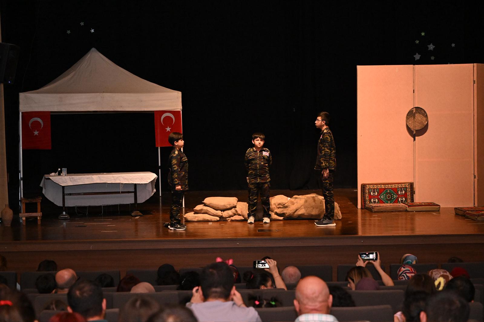 Kırşehir’de Zaferin Kahramanları Sahneye Taşındı