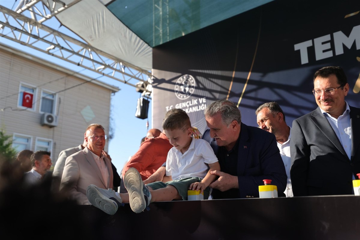 Spor Bakanı Bak’ın Şehir Ziyaretleri Sürüyor (2)