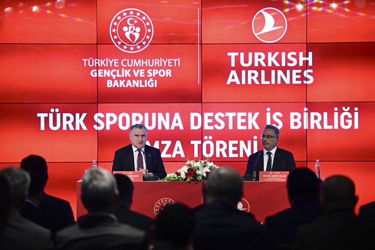 Türk Sporuna Destek Ve İş Birliği Protokolü Imzalandı (2)
