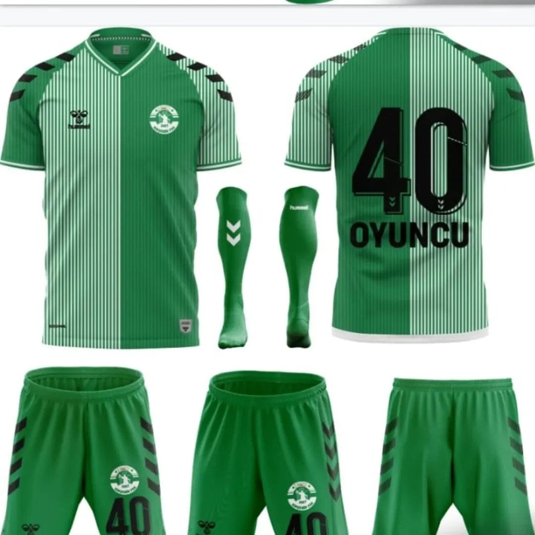 Yeni̇ Sezon Formalari Satişa Çikti, Taraftarlar Büyük İlgi̇ Gösterdi̇ (2)