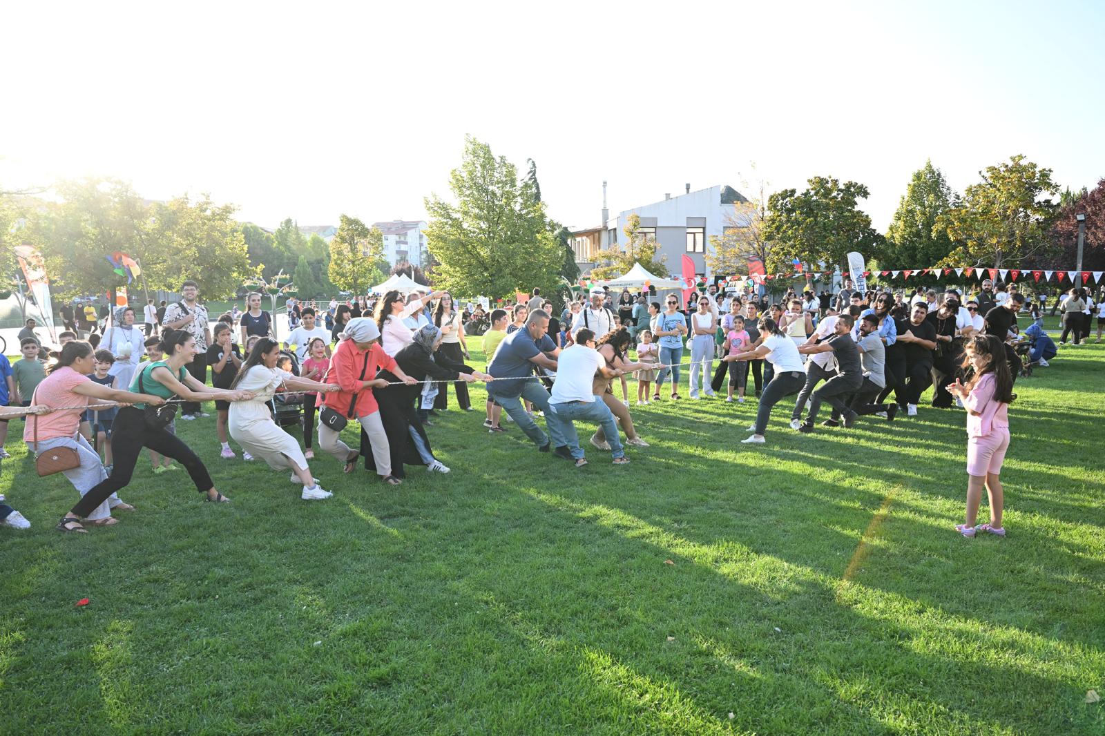 Zafer Haftası Miniklerin Coşkusuyla Başladı