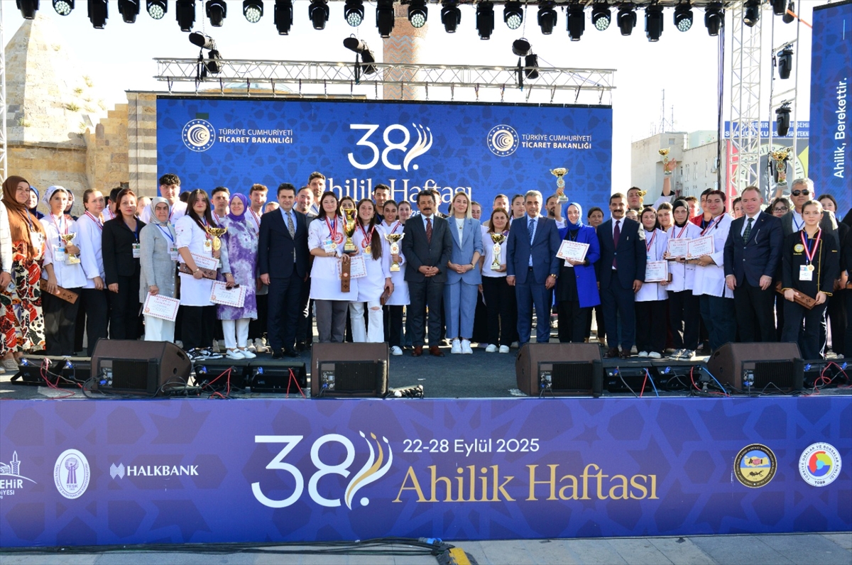 A A 20250925 39221736 39221732 A H I L I K H A F T A S I N D A K I R S E H I R D E L I S E L E R A R A S I A S C I L I K Y A R I S M A S I D U Z E N L E N D I