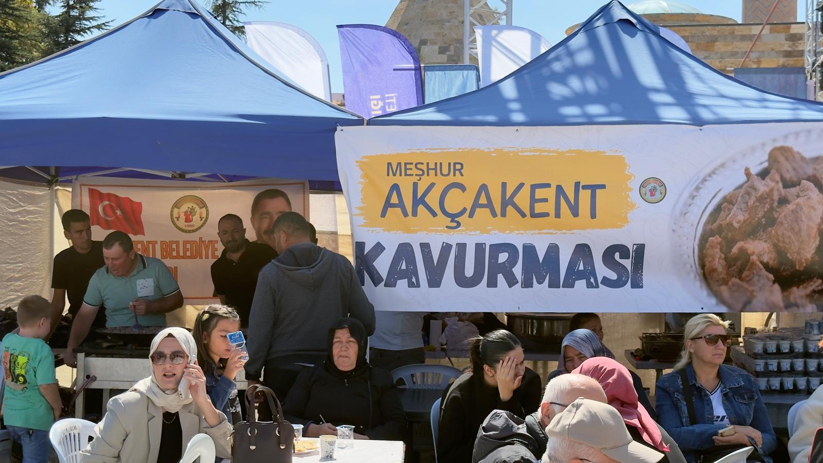 Ahilik Haftası’nın 38. Yılında İlçeler Cacabey Meydanı’nda Buluştu8