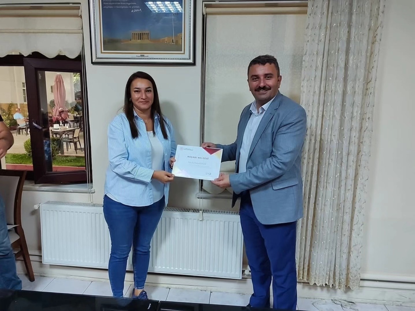 Antrenörler, Teşekkürle Ödüllendirildi (1)