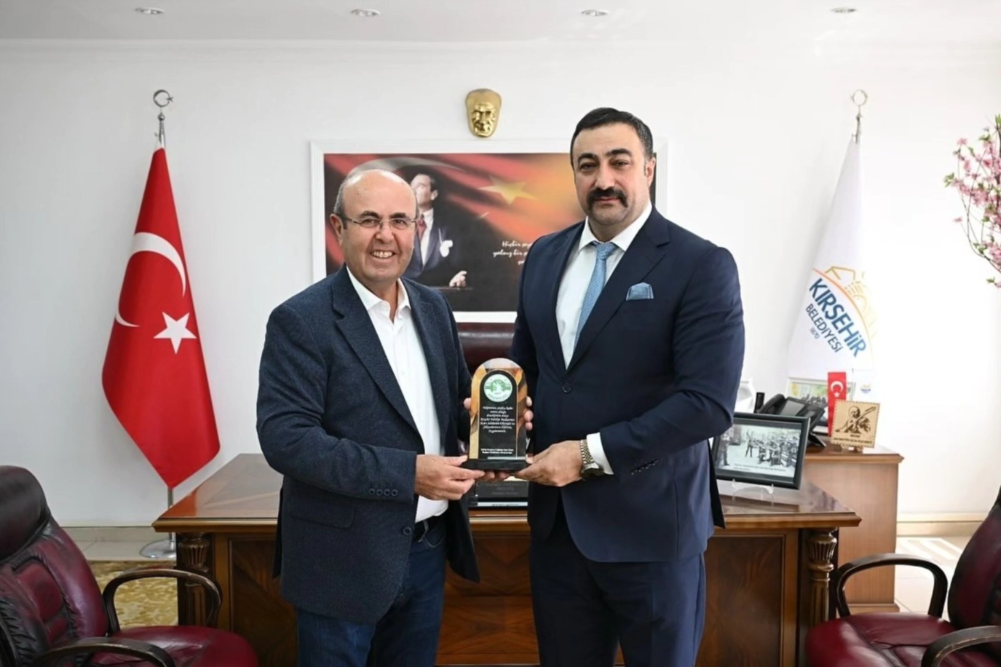 Başkan Torun’dan Ekicioğlu’na Nezaket Ziyareti (4)