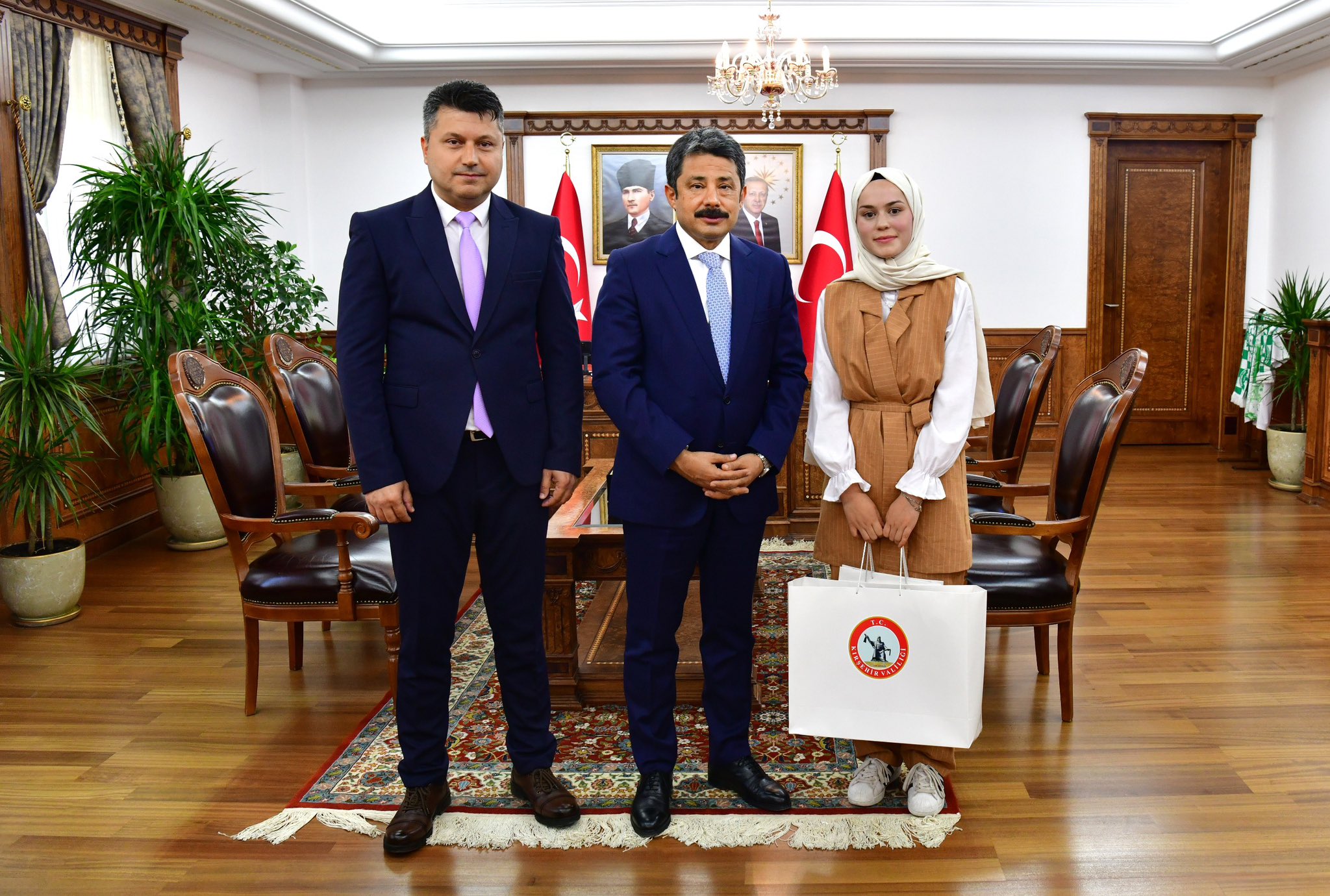 Devletin Şefkatiyle Büyüyen Gençler Üniversiteye Uğurlandı2