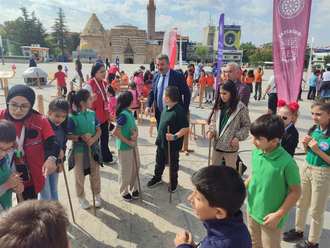 Geleneksel Oyunlar Tırı Kırşehir’de Çocuklarla Buluştu (6)