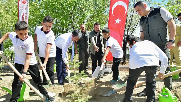Kırşehir’de İlköğretim Haftası Kutlandı2
