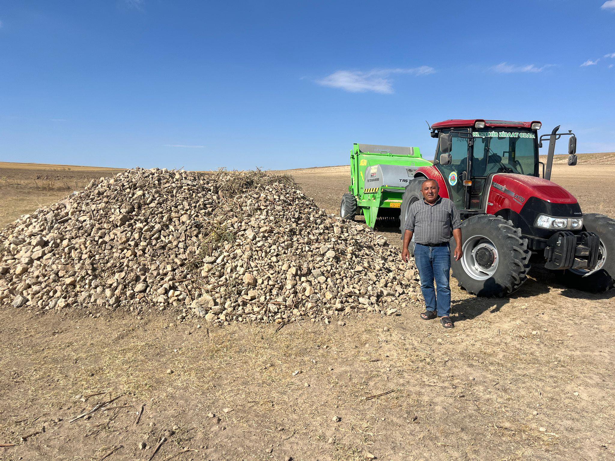 Kırşehir’de Taş Toplama Çalışmaları Tamamlandı2