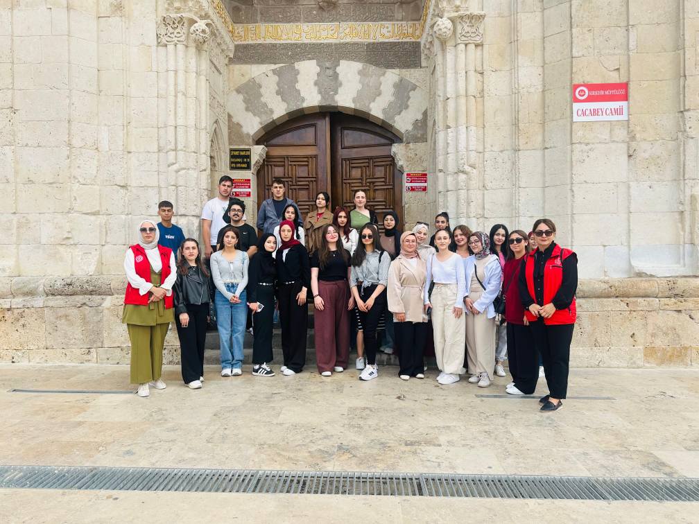 Kırşehir’e Yeni Gelen Üniversitelilere Ahilik Ruhu Tanıtıldı (3)