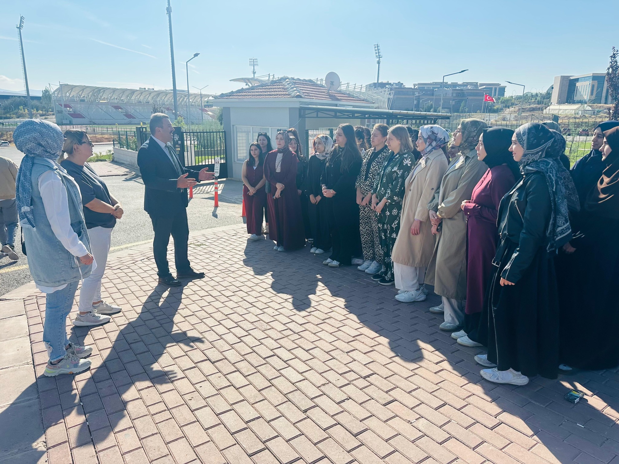Kırşehirli Gençler Tarımda Girişimcilik Ve İnovasyon Kampı İçin Konya’ya Uğurlandı (2)