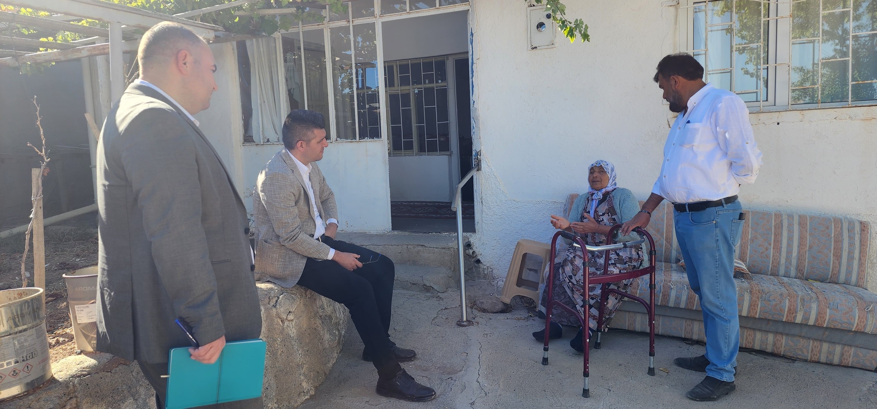 Köylerin Nabzını Tuttukaymakam Yeşilbaş Yerinde Inceledi2