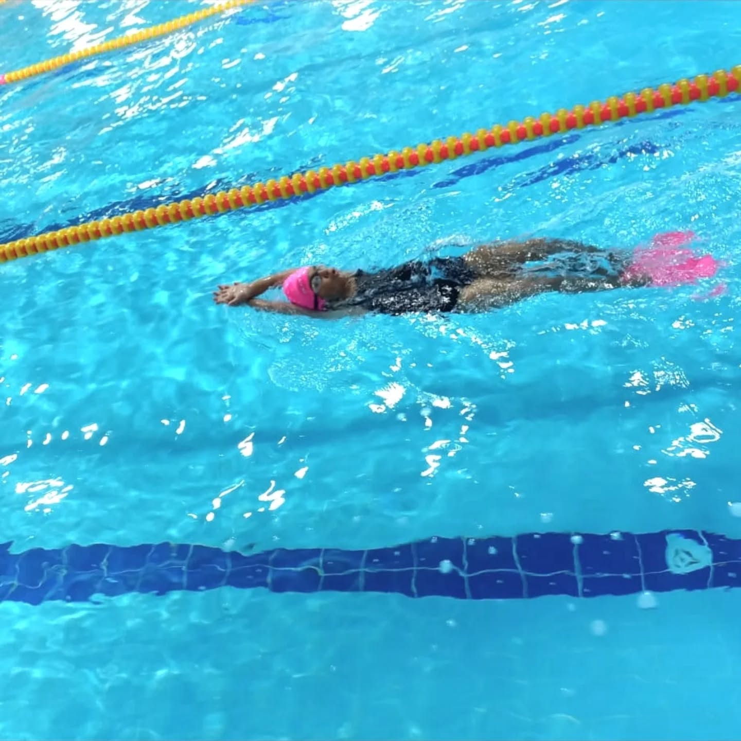 Mucur Yarı Olimpik Yüzme Havuzu, Genç Sporcuların Gözdesi Haline Geldi (5)