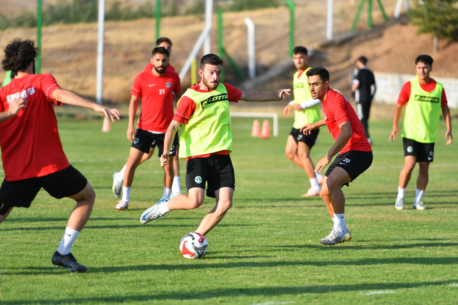 Tüm Hazırlıklar, Karaköprü Maçı Için! (1)