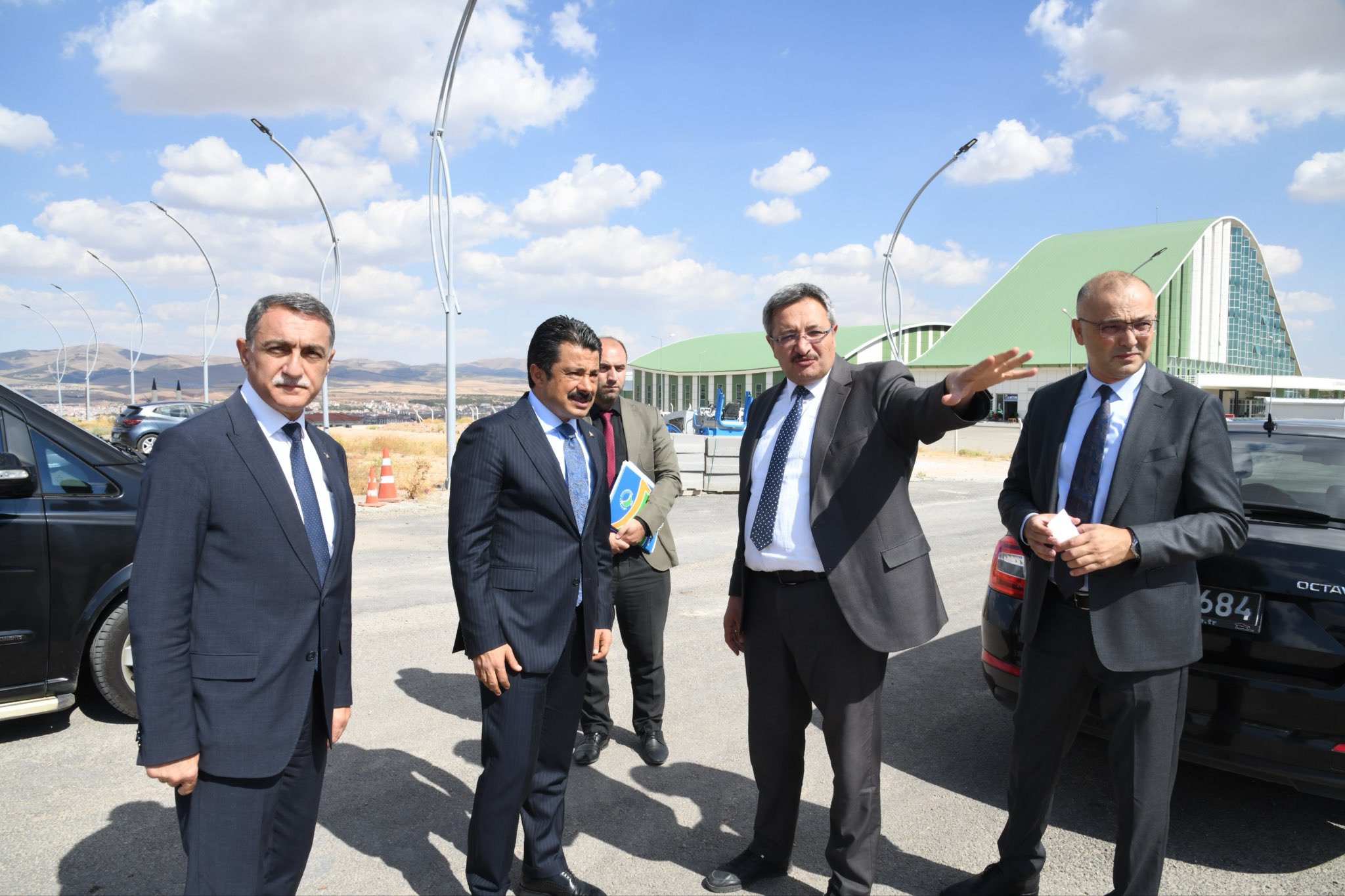 Vali Demiryürek’ten Üniversite Ve Altyapı Projelerine Yerinde İnceleme