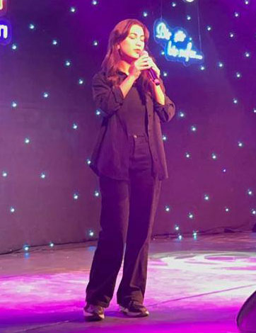 Zümra Hale İnce, Şiir Okuma Yarışmasında Bölge Üçüncüsü Oldu (1)