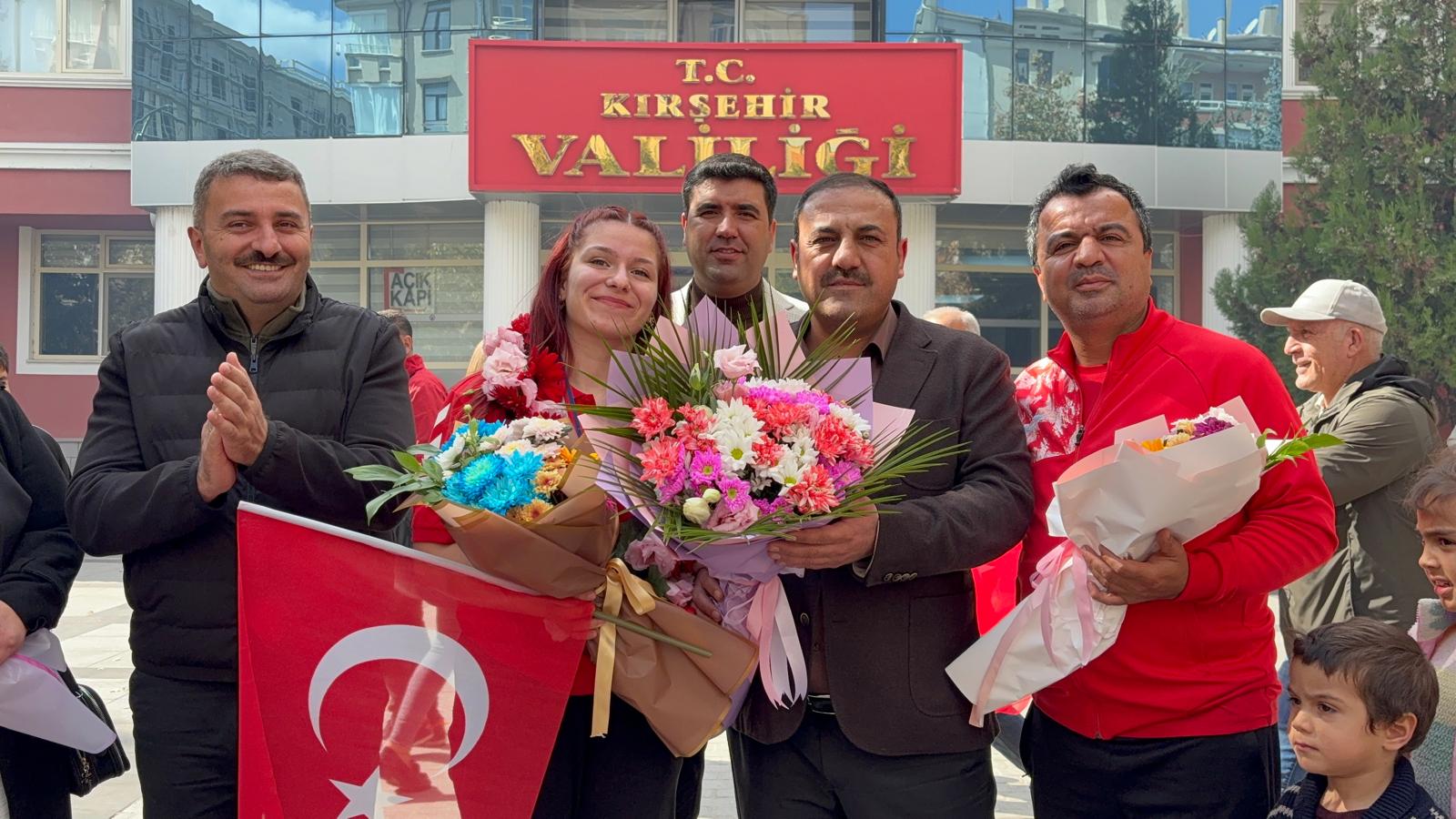 Altın Yumruk Kırşehir Coşkuyla Karşılandı2