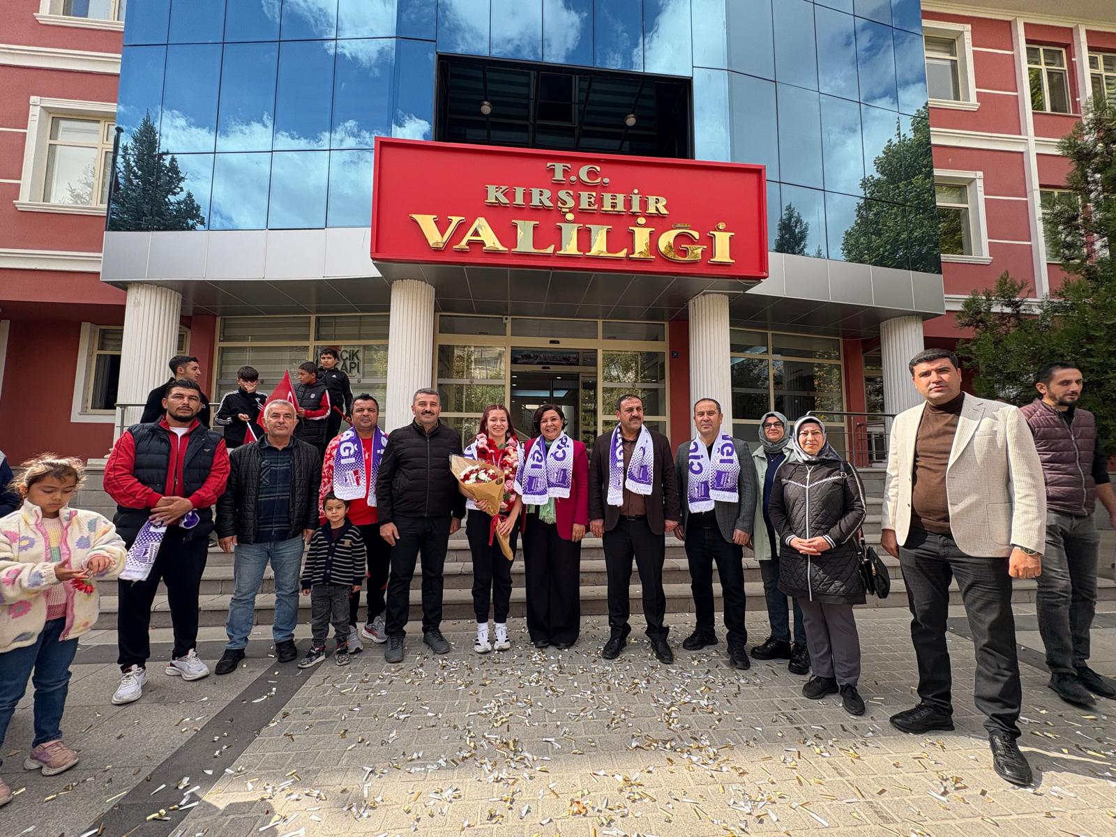 Altın Yumruk Kırşehir Coşkuyla Karşılandı4