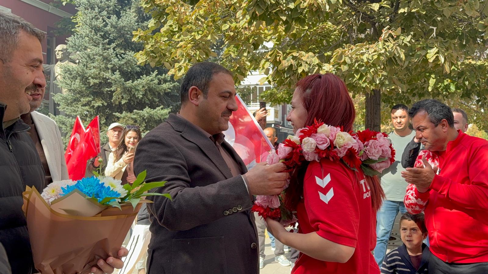 Altın Yumruk Kırşehir Coşkuyla Karşılandı7