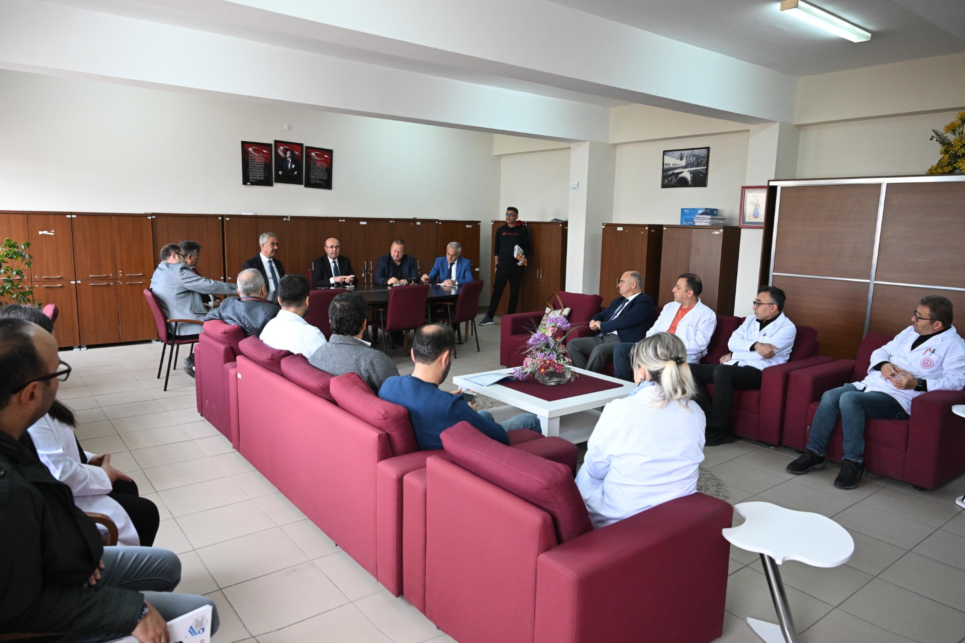 Başkan Ekicioğlu’ndan Eğitime Tam Destek!